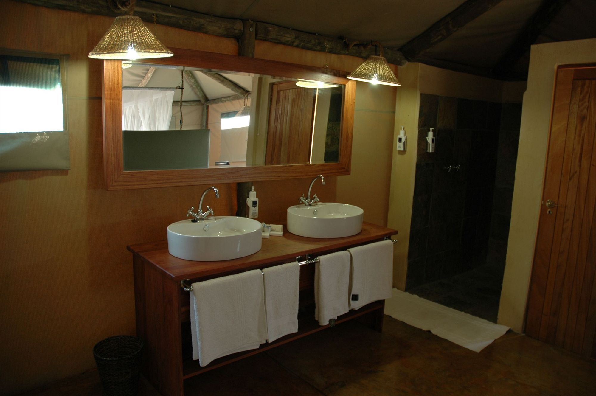 Eagle Tented Lodge & Spa Okaukuejo Dış mekan fotoğraf